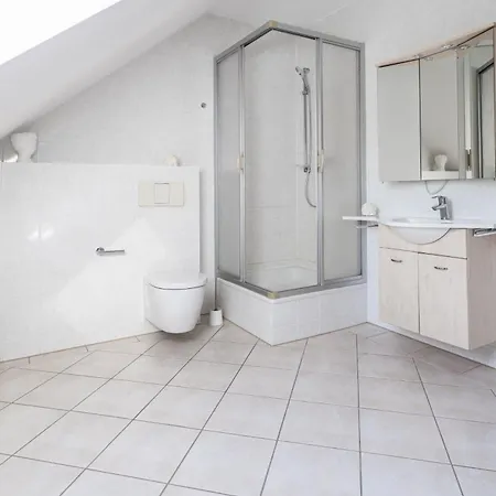 Haus 5 Elemente- Raum Mit Terrasse, Bio-kamin Und 2 Schlafzimmer *