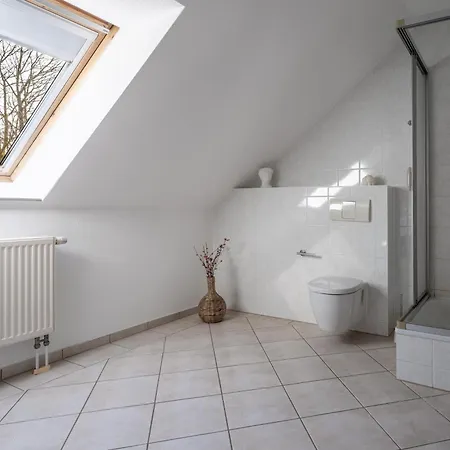 Haus 5 Elemente- Raum Mit Terrasse, Bio-kamin Und 2 Schlafzimmer