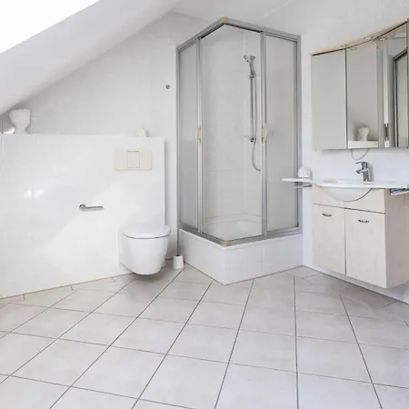 Daire Haus 5 Elemente- Raum Mit Terrasse, Bio-kamin Und 2 Schlafzimmer Koserow