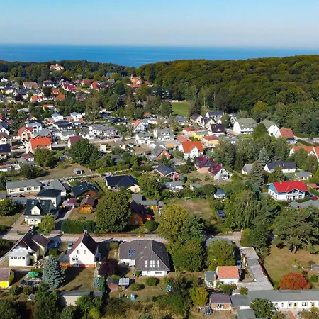 Haus 5 Elemente- Raum Mit Terrasse, Bio-kamin Und 2 Schlafzimmer Koserow